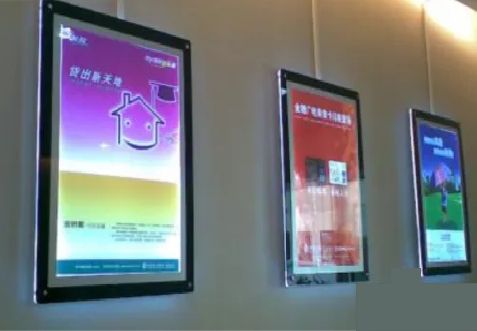 金堂什么是超薄灯箱?
